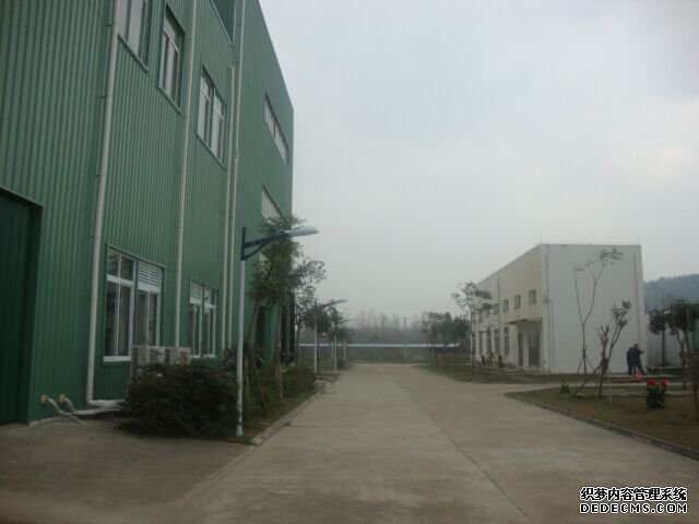 海南廠區LED路燈照明工程